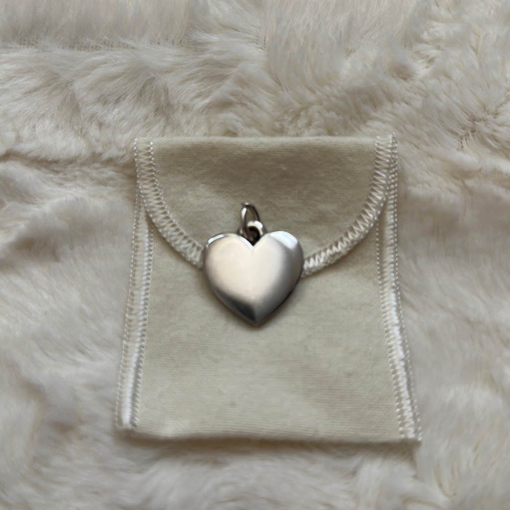 James Avery Heart Pendant 125$